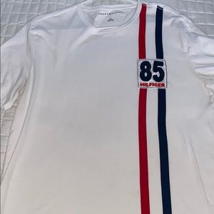 Large Tommy Hilfiger shirt